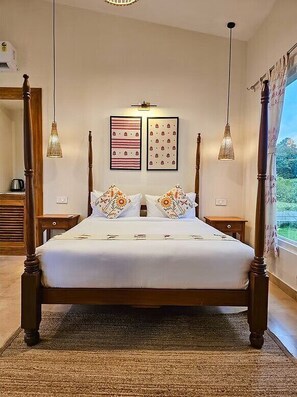 ลักซ์ชัวรี่คอทเทจ, วิวรีสอร์ท | โต๊ะทำงาน, Wi-Fi ฟรี