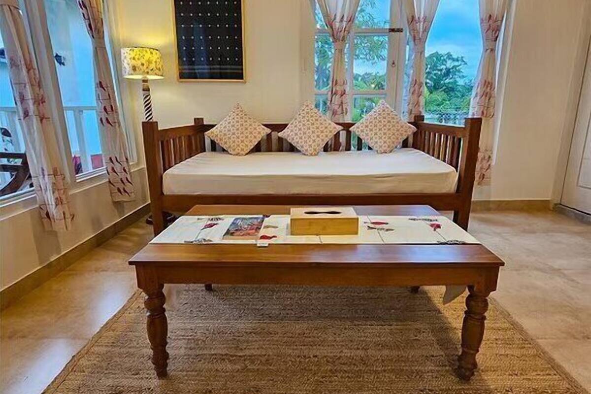 Luxury Cottage, Resort View | Desk, WiFi (free)