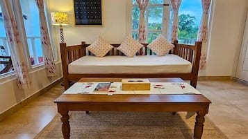 Luxury Cottage, Resort View | Desk, free WiFi