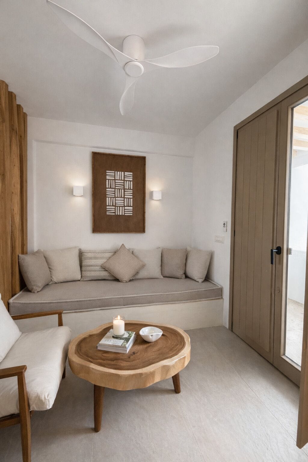 Deluxe Studio, Balcony, Garden View | Living area | 40-inch Smart TV with digital channels