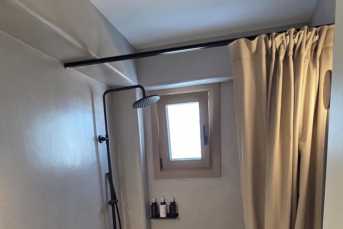 Superior Studio, Balcony, Garden View | Soundproofing, free WiFi