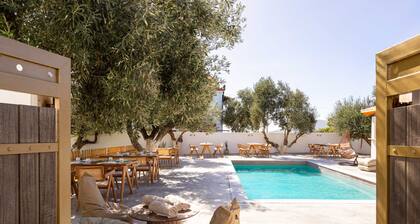 Eneos Boutique Residence - Koroni Garden Jewel