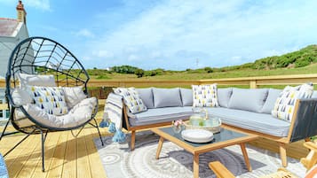 ํ
๋ผ์ค/ํํฐ์ค