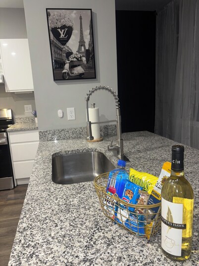 New listing Aimi Luxury Retreat, Soft & Cozy