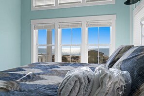 8 bedrooms, iron/ironing board, free WiFi, bed sheets - 5228 E Beach Dr, perfect for 18 guests with a pool and dog-friendly amenities. (Oak Island)