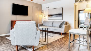 Apartment (2 Bedrooms) | Front of property