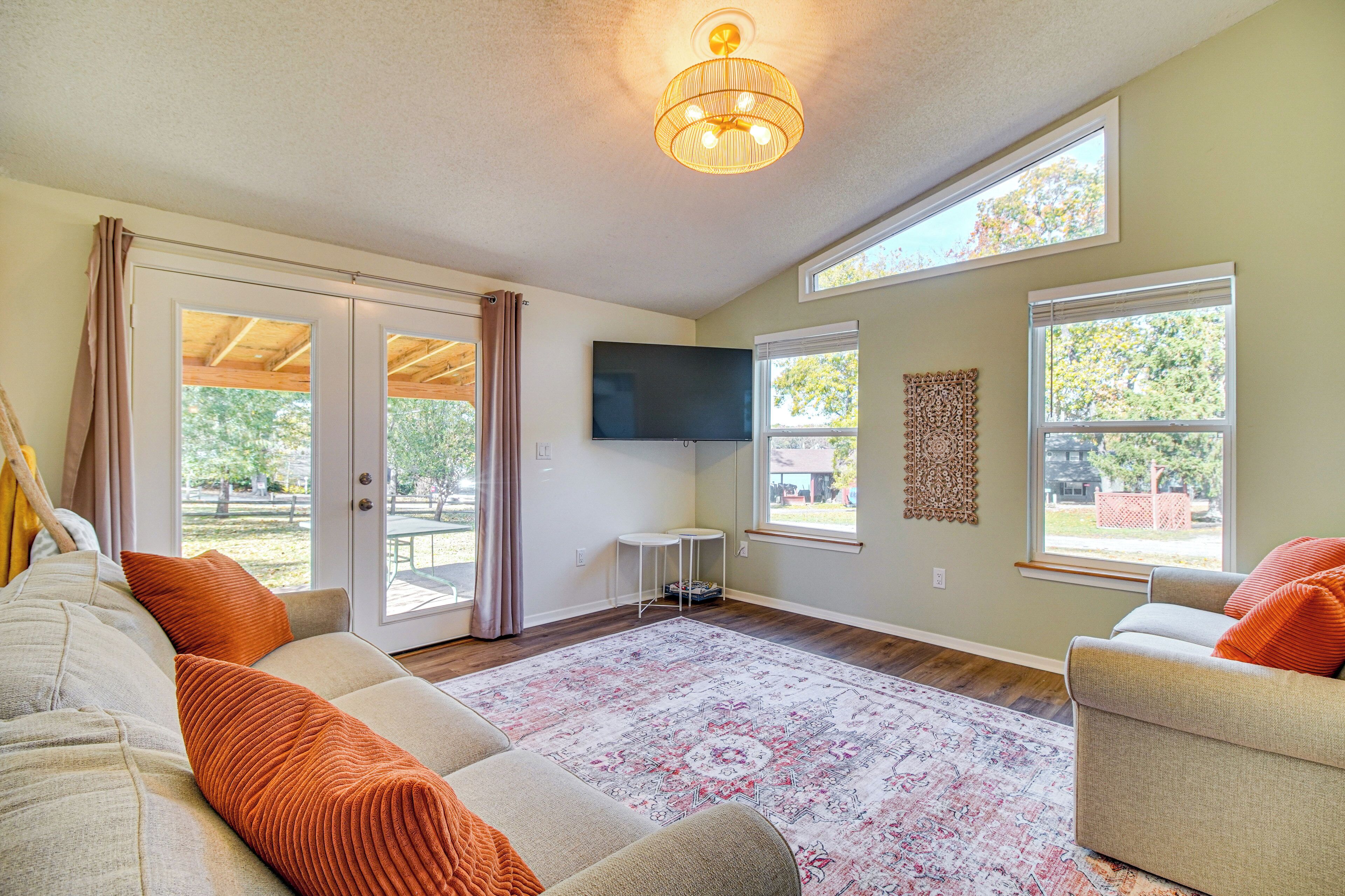 House (2 Bedrooms) | Interior