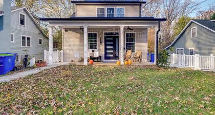 Walk to Metro & Dtwn Silver Spring! Sleek Apt