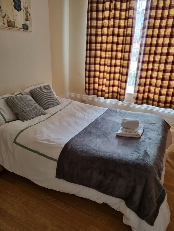 Shared Dormitory, 1 Bedroom, Smoking | 1 bedroom - Room-private Room, Tyne & Wear (Sunderland)