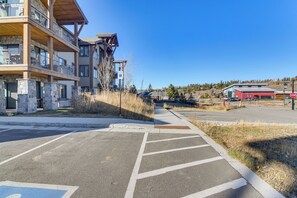 Interior - 5 Mi to Winter Park Skiing & Dtwn: Mtn-view Condo (Fraser)