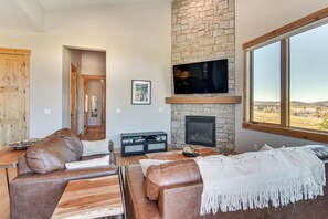 Front of property - 5 Mi to Winter Park Skiing & Dtwn: Mtn-view Condo (Fraser)