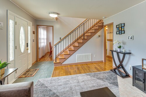 Near Beaches, Base & Bay! Hampton Home w/ Backyard