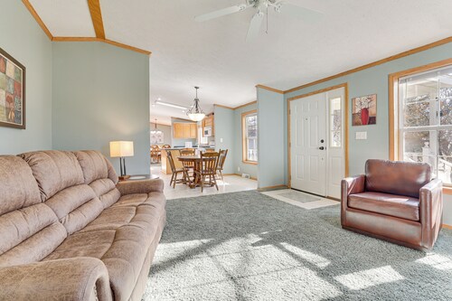 8 Mi to Dtwn Rochester: Peaceful Home w/ Deck!