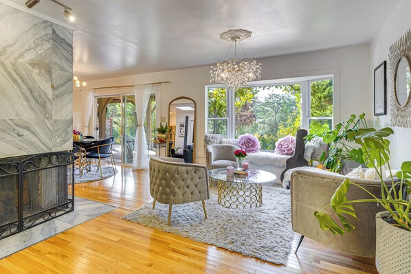 Interior - Work & Relax! Updated Walnut Creek Home w/ Office (Walnut Creek)