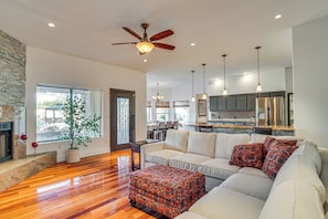 House (3 Bedrooms) | Interior - Resort-style Backyard & Pool: Luxe Tucson Home (Tucson)