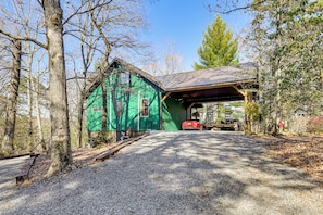 Apartment (1 Bedroom) | Interior - Hike & Relax Fireside: Peaceful Gem in Soddy-daisy (Soddy-Daisy)