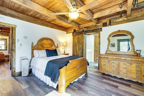 Apartment (1 Bedroom) | Interior - Hike & Relax Fireside: Peaceful Gem in Soddy-daisy (Soddy-Daisy)