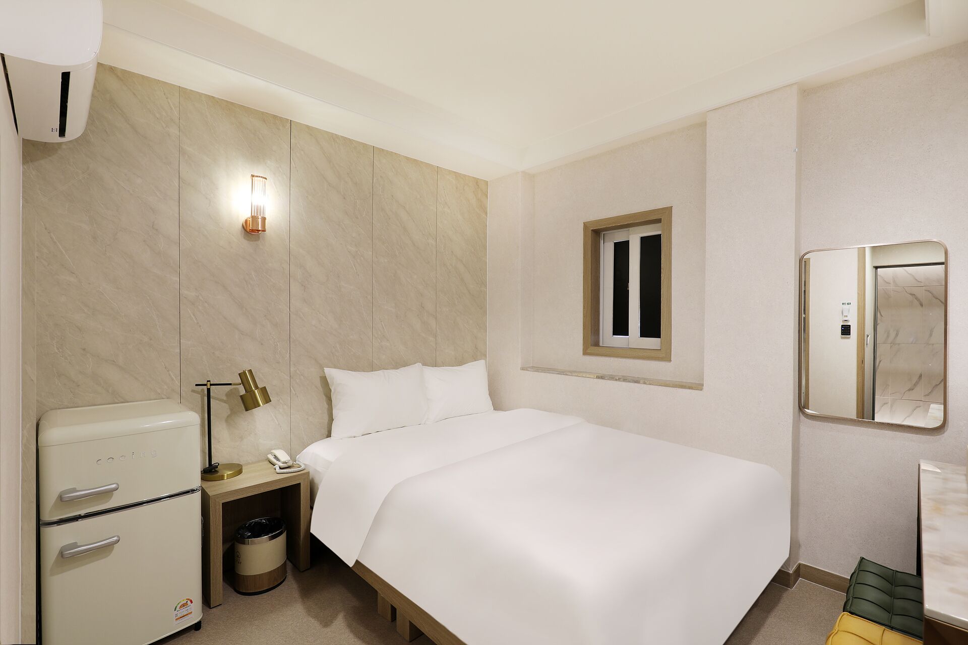 Standard Double Room | Free WiFi