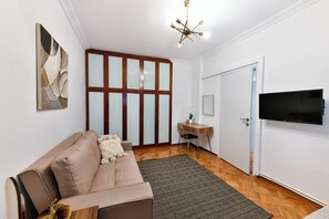 Soundproofing, iron/ironing board, free WiFi - PSV Pl Ippodromiou 21 (Thessaloniki)