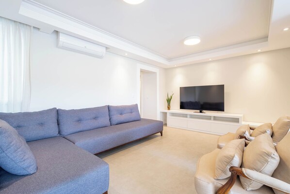 Smart TV 32 pulgadas con canales de televisión digitales