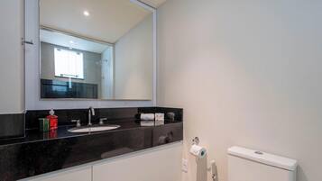 Basic Apartment | Bathroom | Shower