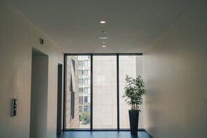 Interior - Stylish Urban Retreat in the Heart of Collingwood (Collingwood)