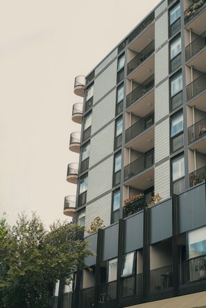 Exterior - Stylish Urban Retreat in the Heart of Collingwood (Collingwood)