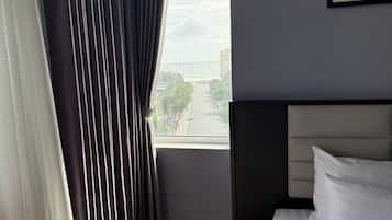 Chambre Familiale | Minibar, bureau, espace de travail pour ordinateur portable