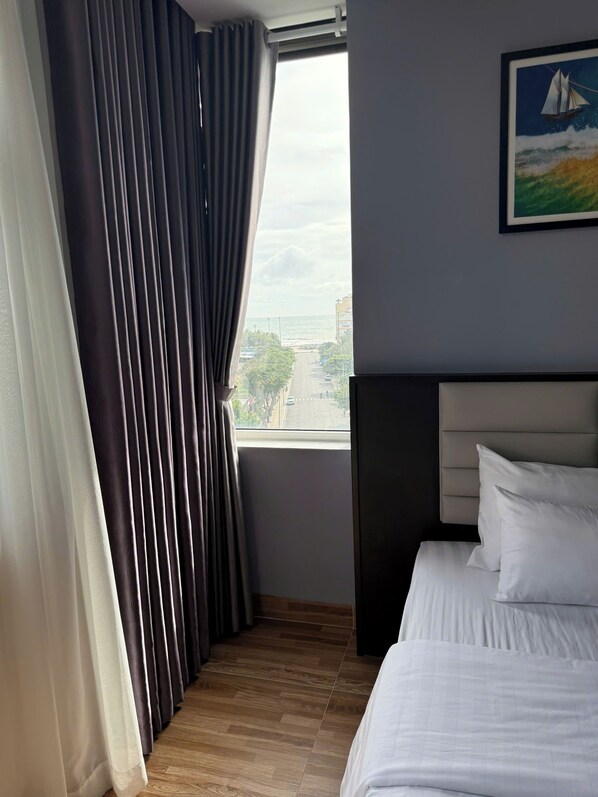 Chambre Familiale | Minibar, bureau, espace de travail pour ordinateur portable