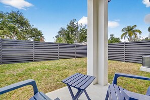 Terrace/patio - Elegant New 3BR Home • Modern Finishes & Natural Light (Thonotosassa)