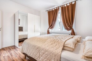 Työpöytä, Wi-Fi, vuodevaatteet