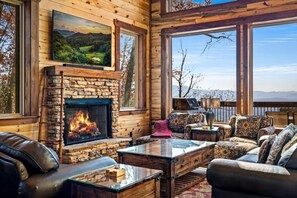 Interior - 5BR Indoor Pool*Hot Tub*Theater*Game Room*Views! (Sevierville)