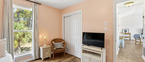 Internet, bed sheets