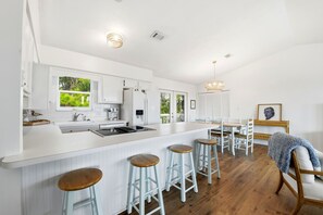 Private kitchen - WELCOME TO DOC'S HOLIDAY! (St. George Island)