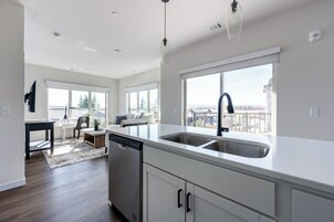 Apartamento (2 Bedrooms) | Cozinha privada | Geladeira, cafeteira/chaleira