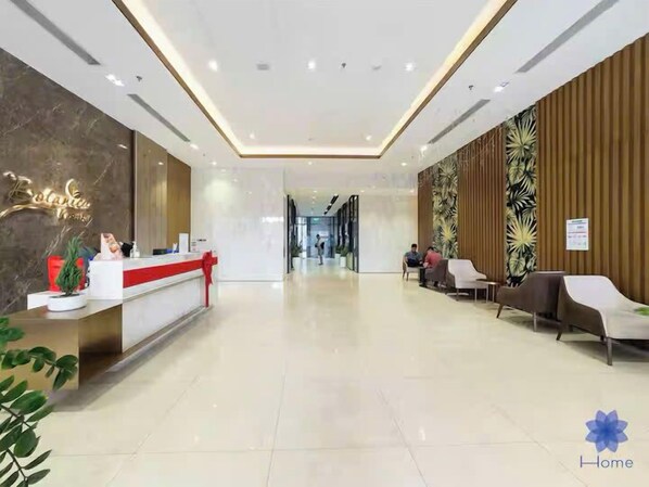 Free daily local cuisine breakfast  - Sai Gon Airport Luxeasy Botanica Premier (Ho Chi Minh City)