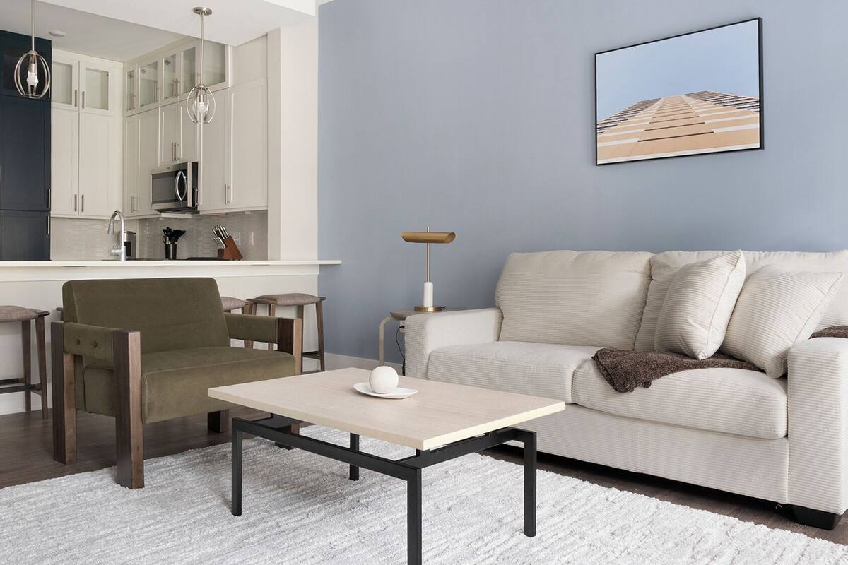 Apartment (2 Bedrooms) | Living room