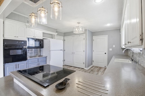 Large family friendly country home