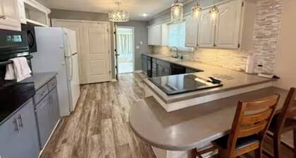 Large pet friendly country home