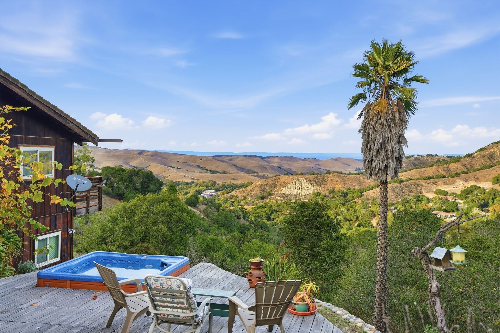 House, 3 Bedrooms | Outdoor spa tub
