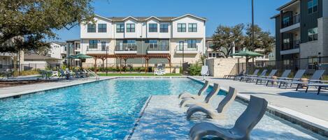 Outdoor pool, pool loungers