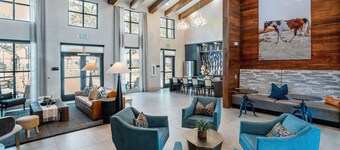 Landing Apartments - Leander