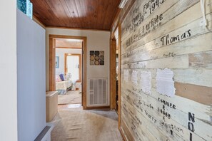 House, 2 Bedrooms | Interior - Cozy Country Retreat Hot Tub, Fire Pit & Guitars 2 Bedroom Home (Gleason)