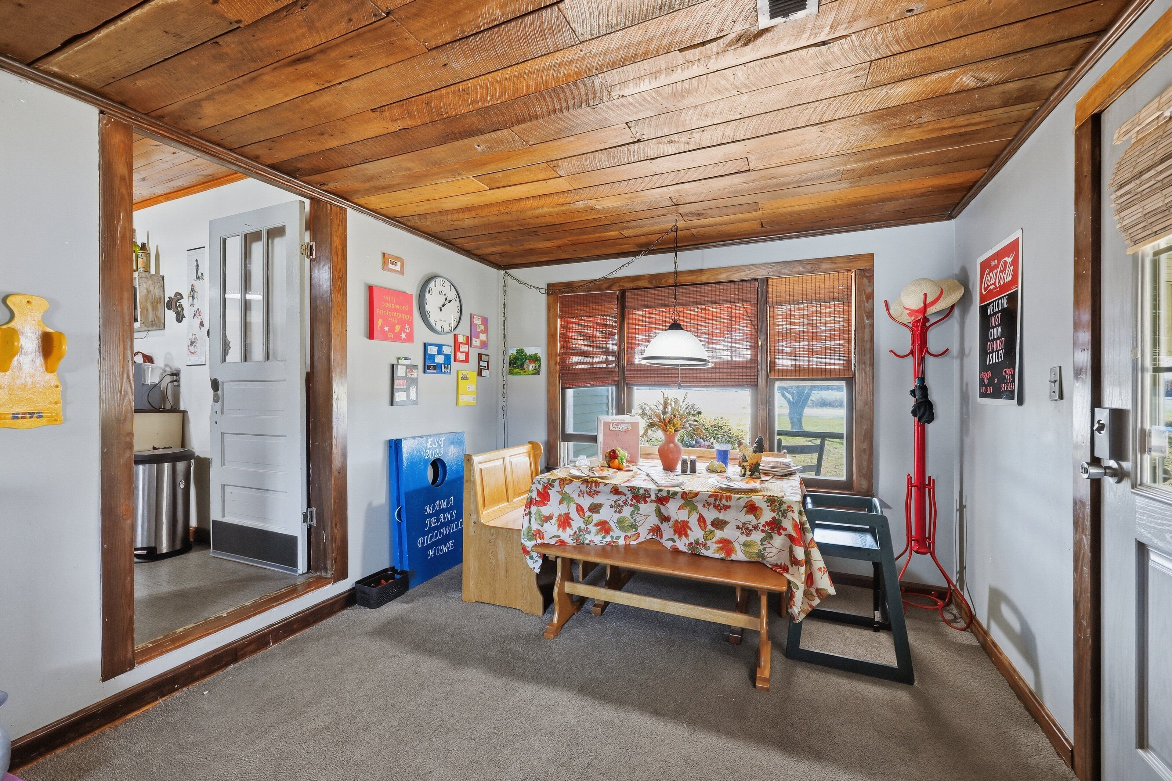 House, 2 Bedrooms | Dining