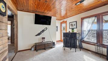 Maison, 2 chambres | Intérieur