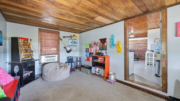 Casa, 2 quartos | Sala de jogos