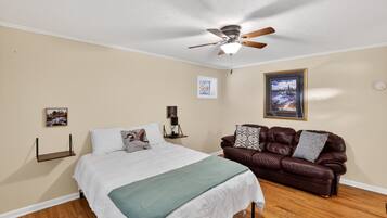 4 camere, postazione laptop, Wi-Fi gratuito