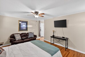 House, 4 Bedrooms - The Decoy Den Perfect For Hunters & Anglers 4 Bedroom Home (Tiptonville)