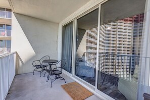 Apartment, 2 Schlafzimmer | Unterkunftsgelände