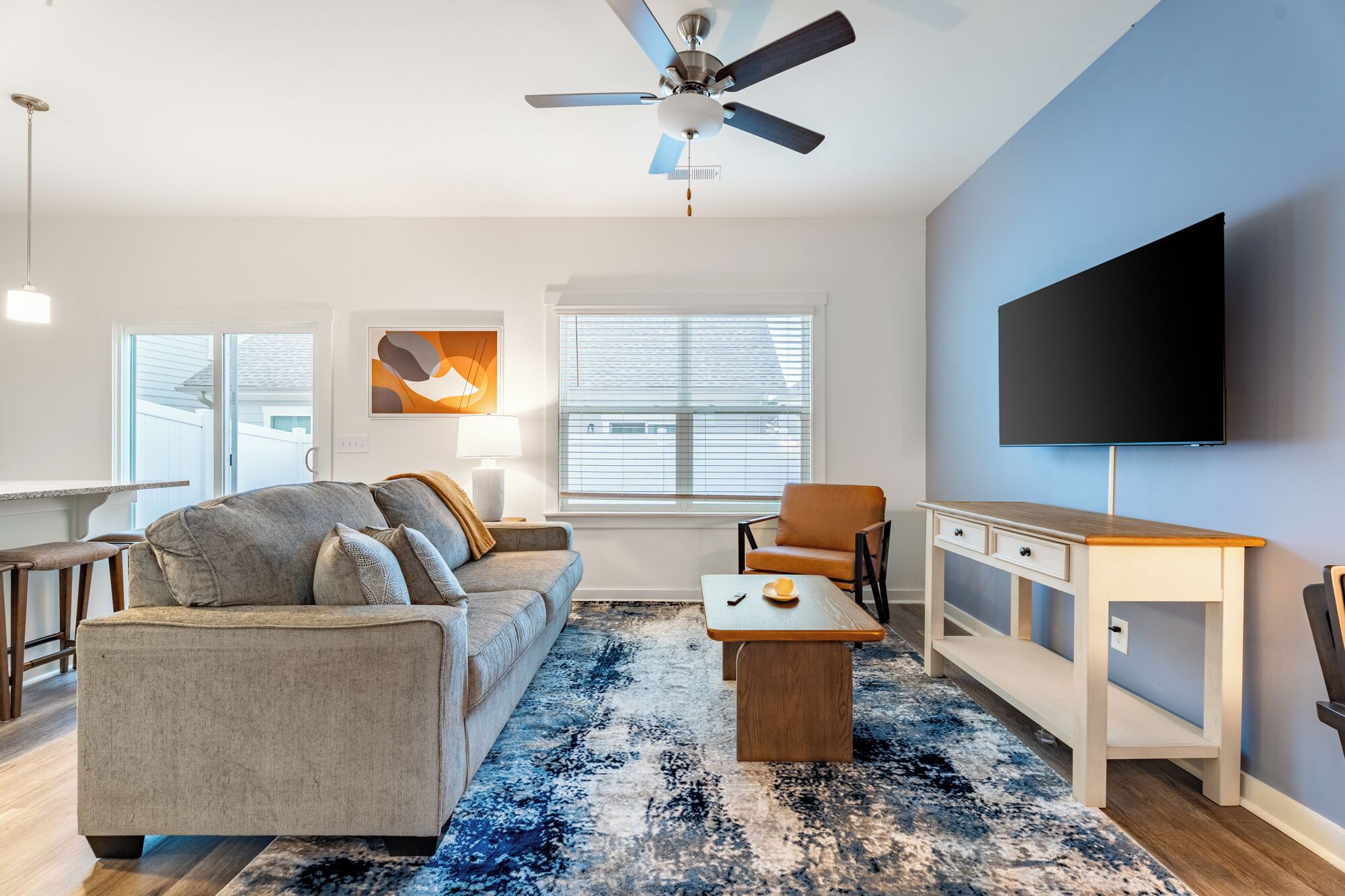 Apartment (1 Bedroom) | Living area | 50-inch TV with digital channels